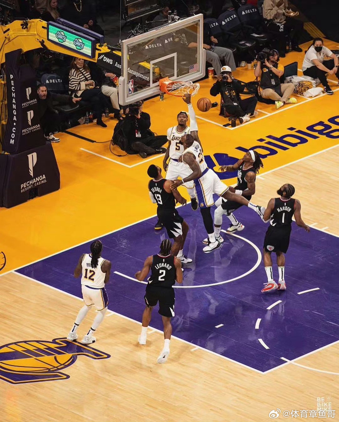 九游体育-里程碑夜洛杉矶快船止住颓势，意甲清晨刷纪录，更衣室稳定，身体对抗强度拉满的简单介绍-九游体育